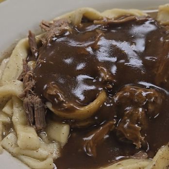 Katie's Kitchen - Roast Beef over Brown Buttered Noodles - Ice Cream & Frozen Yogurt Near Me - Strasburg, Pennsylvania