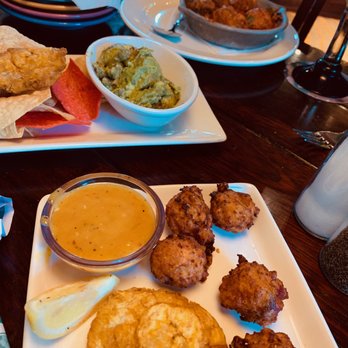 Bahama Breeze - Apps - conch bites, chorizo meatballs and chips with guac - Seafood Near Me - Raleigh, North Carolina Bahama Breeze - Apps - conch bites, chorizo meatballs and chips with guac - Seafood Near Me - Raleigh, North Carolina