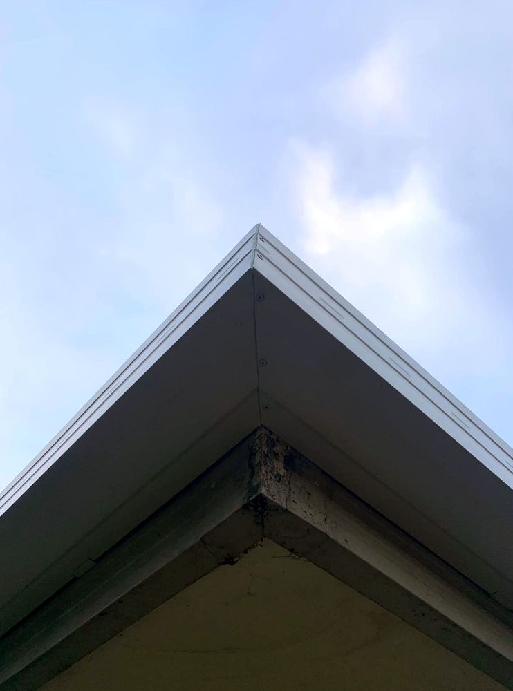 Slide of Fruitvale Roofing