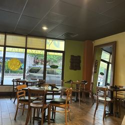 Cafe Bossa Nova - Indoor seating