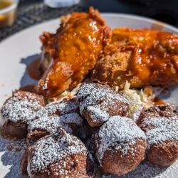 The Woods - Spicy fried chicken and powdered Benye. Must try!!