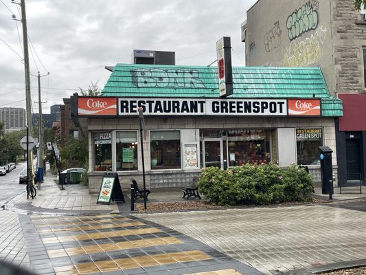 Greenspot Restaurant - Smoked Meat - Breakfast - Burgers by null