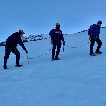 SWS Mountain Guides - Climbing Near Me - Mount Shasta, California