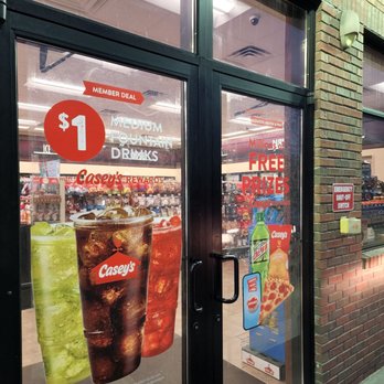 Casey's - Entrance - Pizza Near Me - Ava, Missouri