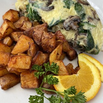 Frida's Breakfast & Lunch - - MUSHROOM, SPINACH AND GOAT CHEESE - Breakfast & Brunch Near Me - Evanston, Illinois
