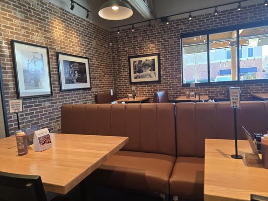 Jim 'N Nick's Bar-B-Q by null