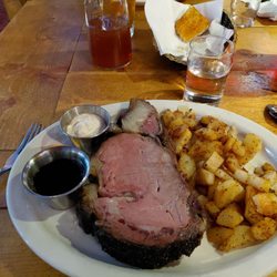 Haines Steak House - 12 oz Prime Rib & fried potatoes
