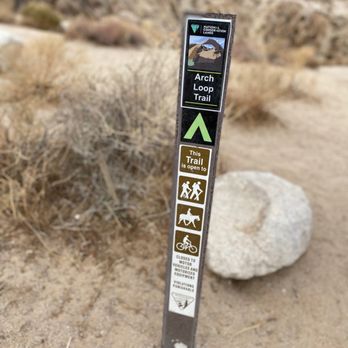 Mobius Arch Loop Trail - Hiking Near Me
