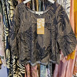 Lexbreezy Hawai’i - This top is from the Hilo, Hawaii store: Simply Sisters!