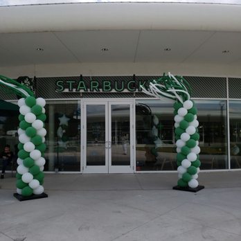 Starbucks - The entrance - Coffee & Tea Near Me - Chicago, Illinois