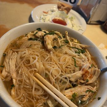 Rollz Vietnamese - Vietnamese Near Me - Provo, Utah Rollz Vietnamese - Vietnamese Near Me - Provo, Utah
