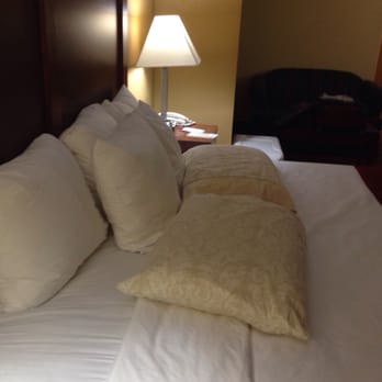 Comfort Suites - Great bed. - Hotels Near Me - Hagerstown, Maryland