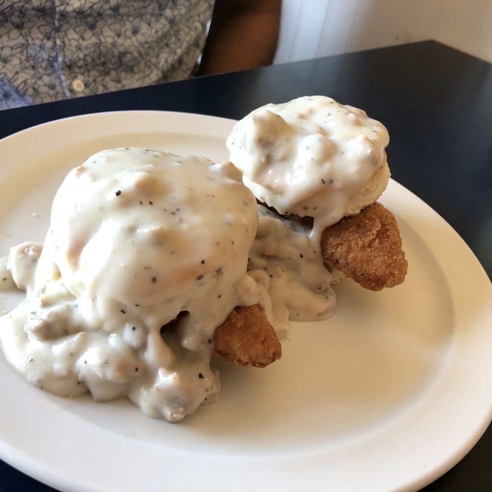 Biscuits - Chicken and biscuits - Breakfast & Brunch Near Me - Oak Bluffs, Massachusetts