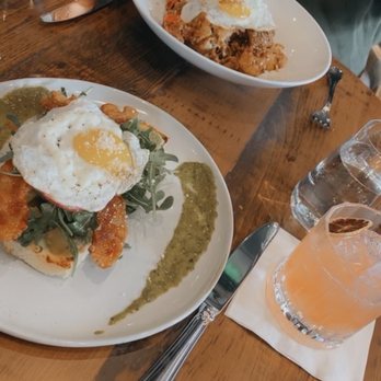 Savoir - Avocado toast and brisket hash, drinks are passionfruit mule and Texas jungle bird @cl2foodies on ig~ - Breakfast & Brunch Near Me - Houston, Texas Savoir - Avocado toast and brisket hash, drinks are passionfruit mule and Texas jungle bird @cl2foodies on ig~ - Breakfast & Brunch Near Me - Houston, Texas