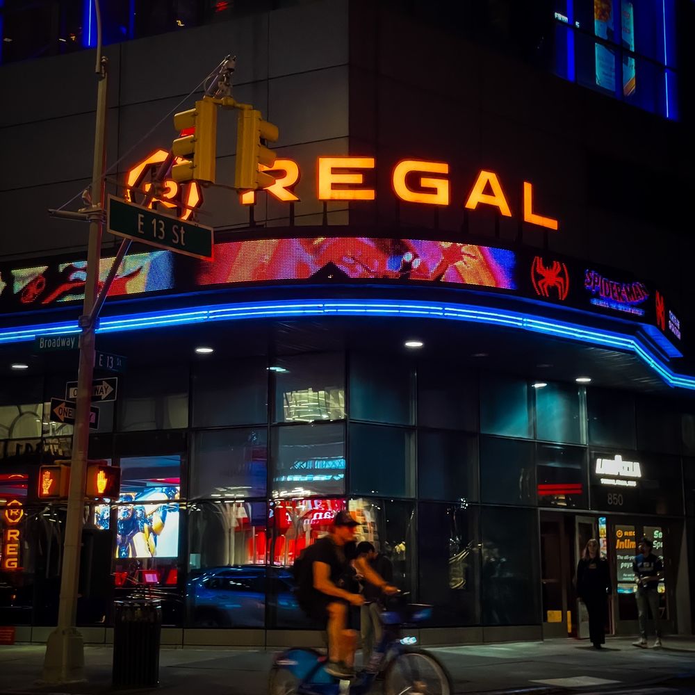 REGAL UNION SQUARE 432 Photos & 700 Reviews 850 Broadway, New York, New York Yelp Cinema