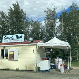 This is the whole place. There's a drive up window on this side and another one on the other side. You can call ahead too if you want.