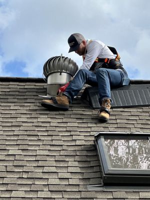 Green Pine Roofing & Construction Logo