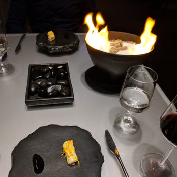Alinea - New American Near Me - Chicago, Illinois Alinea - New American Near Me - Chicago, Illinois