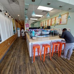 Tropical Smoothie Cafe - Inside