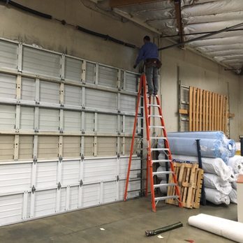 Summit Garage Doors - Commercial garage door repair - Garage Door Services Near Me - Seattle, Washington Summit Garage Doors - Commercial garage door repair - Garage Door Services Near Me - Seattle, Washington