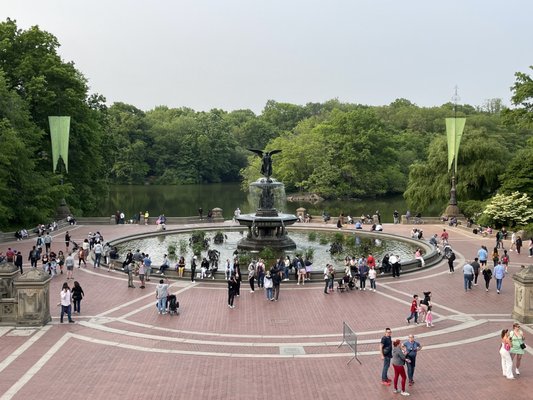 Bethesda Fountain by null