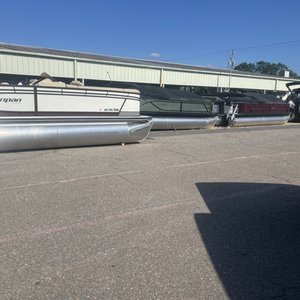 AREGO’S GUNS - Updated November 2024 - 22 Reviews - 532 Airport Rd, Hot