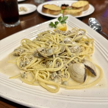 Distasio's On The Bay - Seafood - Italian Near Me - Morro Bay, California Distasio's On The Bay - Seafood - Italian Near Me - Morro Bay, California