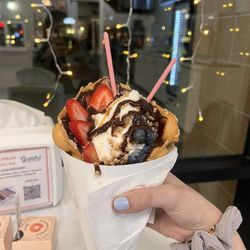 Berry Station Frozen Yogurt and Grateful Donut - Hazelnut heaven