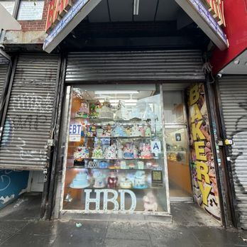 Capri Cakes - Bakeries Near Me - Bronx, New York