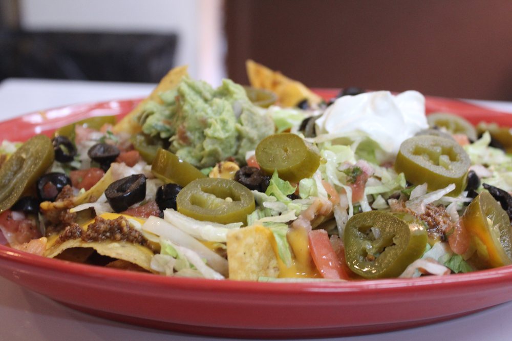 AROMAS BAR & GRILL 17 Photos & 18 Reviews 1300 W Fond Du Lac St