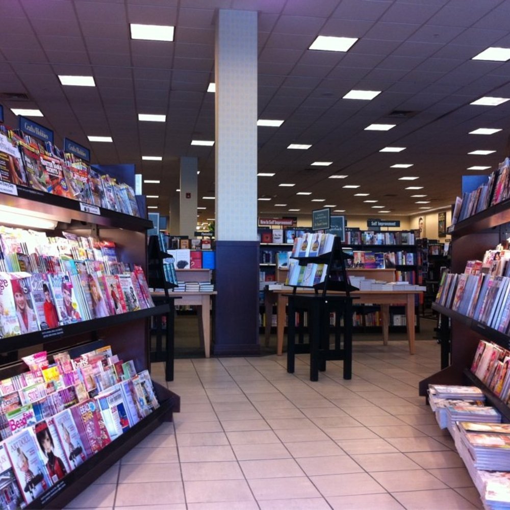 Barnes & Noble Booksellers - Bookstores Near Me - Murray, Utah