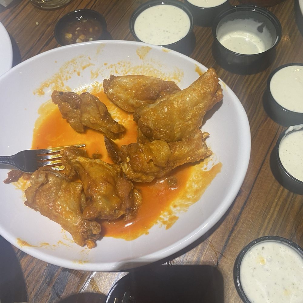 Mild FRESH CHICKEN WINGS Mild FRESH CHICKEN WINGS
