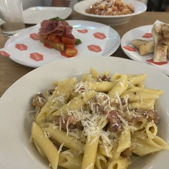 Mamma Eatery - Carbonara - Italian Near Me - Davis, California