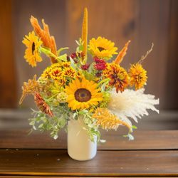 For You Bloom Designs - Bright Fall
Sunflower vase arrangement
