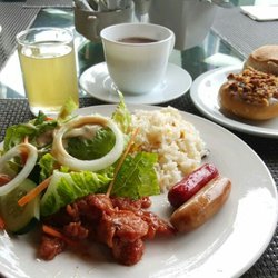 Makan-Makan Asian Seafood Village - Breakfast buffet is solid!