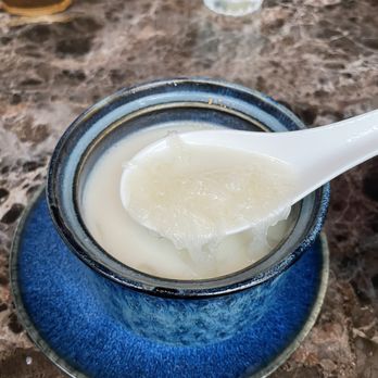 Mott 32 - Bird's nest with coconut milk - Chinese Near Me - Toronto, Ontario