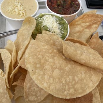 Agave & Rye - Centerville - Chip and dip trio with queso, guacamole and chunky salsa - Juice Bars & Smoothies Near Me - Centerville, Ohio Agave & Rye - Centerville - Chip and dip trio with queso, guacamole and chunky salsa - Juice Bars & Smoothies Near Me - Centerville, Ohio