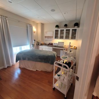 Sarah Rizzo Skin - Facial room - Skin Care Near Me - Rochester, New York