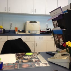 Austin Diagnostic Clinic - Round Rock - Checking in.