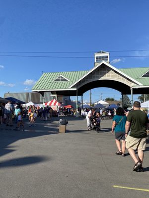 Jeffersontown Farmers Market by null