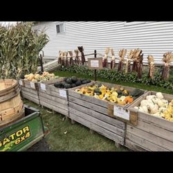Schwinds Affordable Decorations & More - Family run farm-stand product