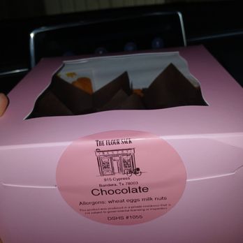 The Flour Sack - Chocolate cupcakes - Bakeries Near Me - Bandera, Texas The Flour Sack - Chocolate cupcakes - Bakeries Near Me - Bandera, Texas