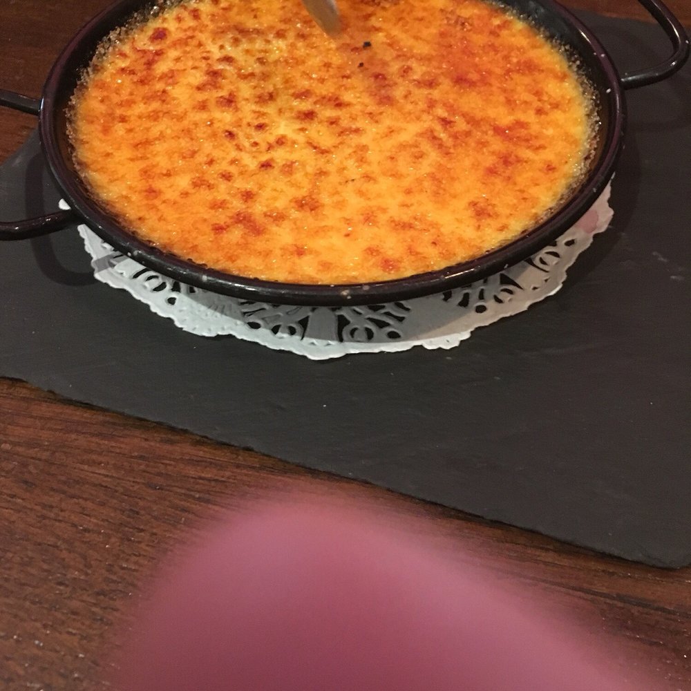 Le Volant Basque - Creme brûlée - Basque Near Me - Paris, 75