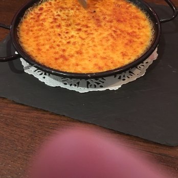 Le Volant Basque - Creme brûlée - Basque Near Me - Paris, 75 Le Volant Basque - Creme brûlée - Basque Near Me - Paris, 75