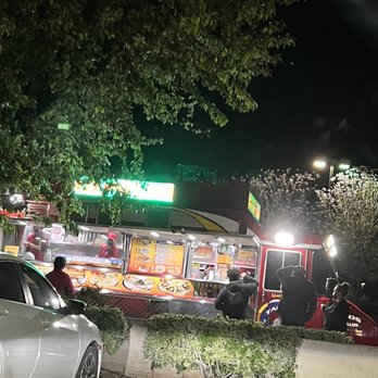Tacos los Potrillos - Flashing, lights - Tacos Near Me - West Covina, California