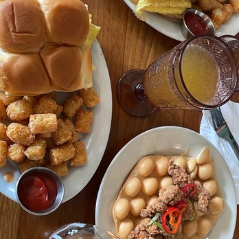 Wake ‘n Bacon - Maui WOWie* Spiced Maple Chicken n Waffles* - Breakfast & Brunch Near Me - Chicago, Illinois