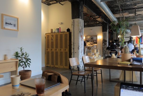 KLVN Coffee Lab by null