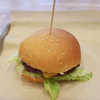 Mooyah - Burgers Near Me - Chilliwack, British Columbia