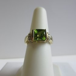 GoldNGals - Https://www.goldngals.com/store/p2343/Antique_Ruby_Diamond_Ring_Gold_Natural_1.64_ctw_Marquise_14k_Solid_Size_7_R1724.html