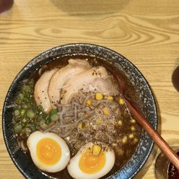Tonkotsu Black Ramen